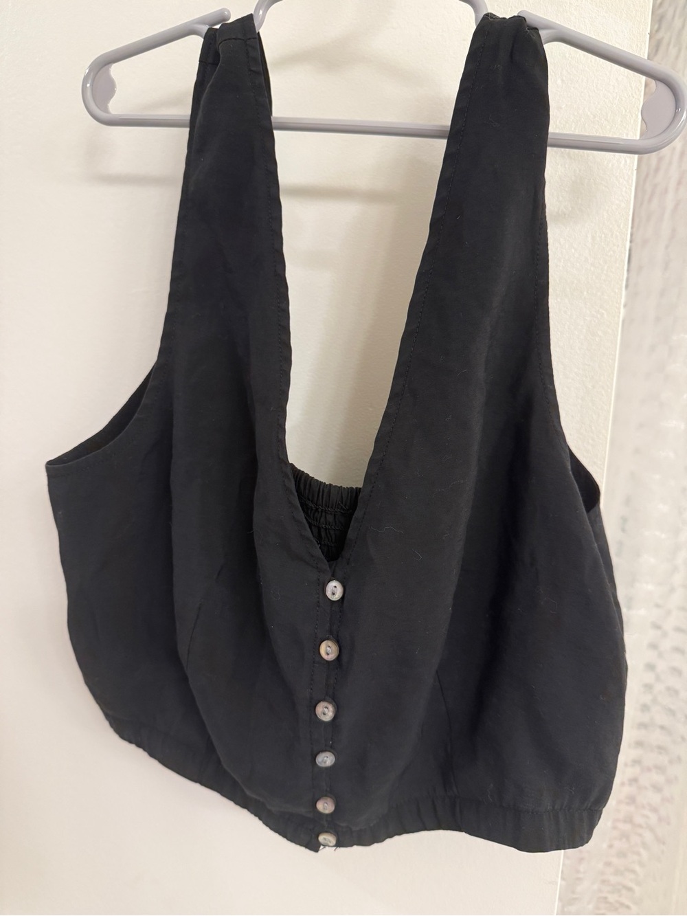 Madewell Black Button-Front V-Neck Sleeveless Crop Top